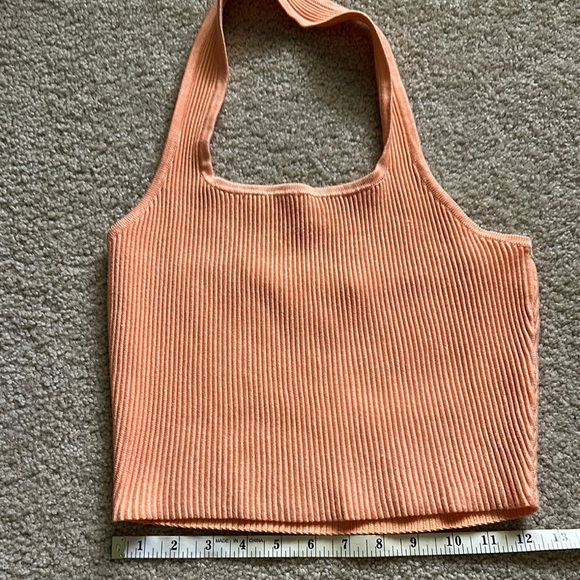 Gianni Bini Peach Ribbed Halter Top Cropped Women’s Medium - Picture 2 of 7